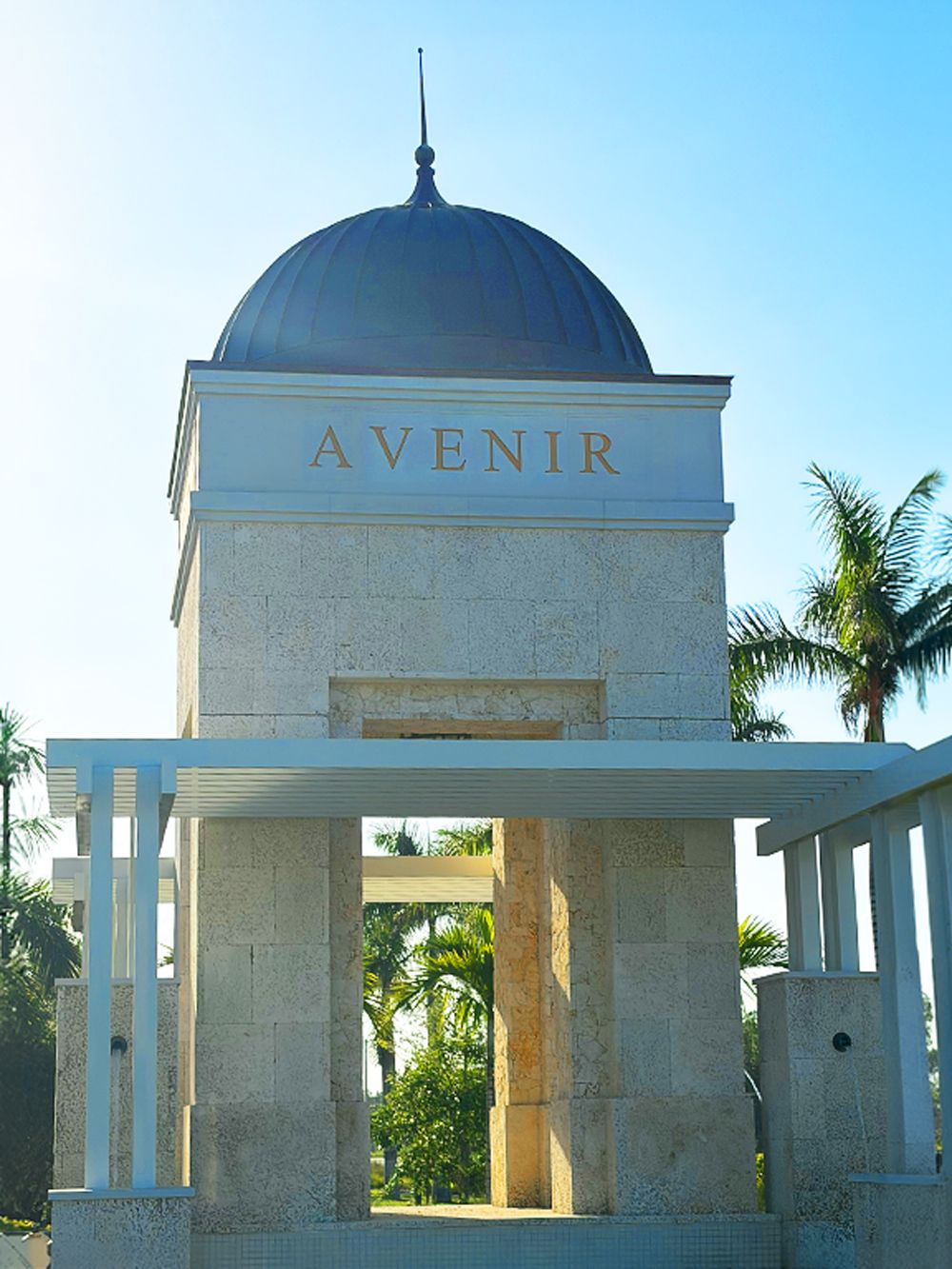 Avenir